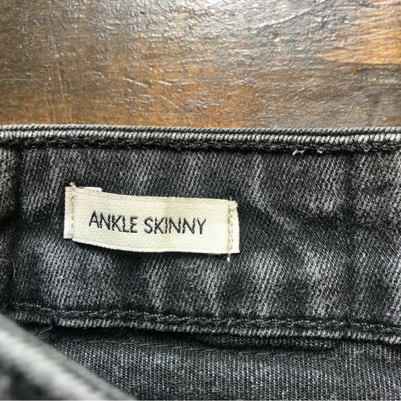 Calvin Klein Black Grunge Denim Women’s 28 Jeans Distressed Ankle Skinny Y2K - Picture 5 of 14